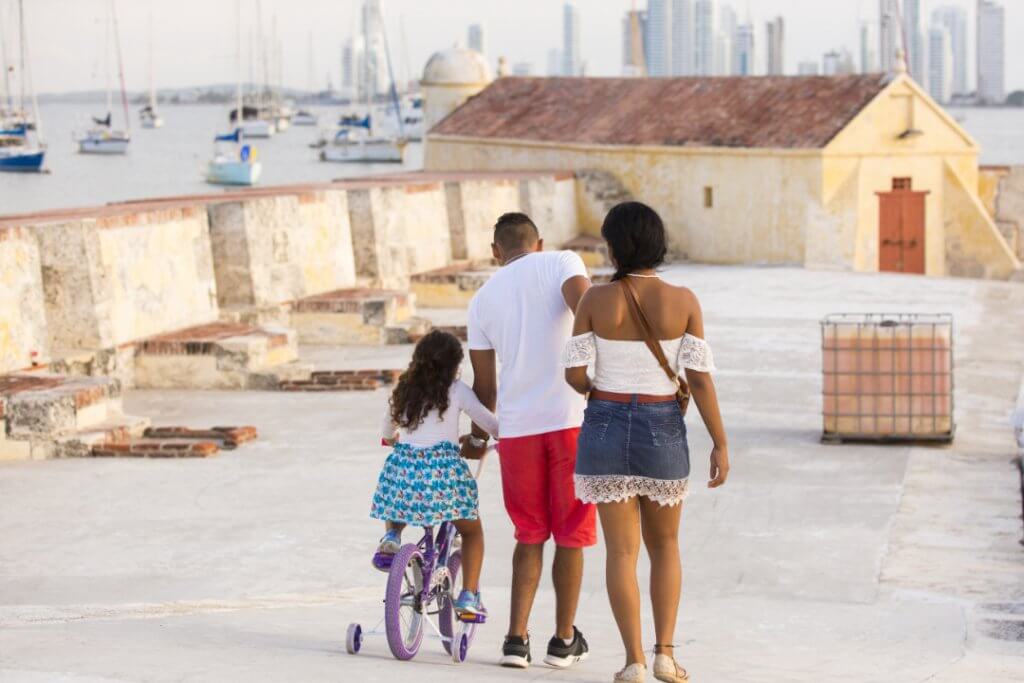 Cartagena com crianças