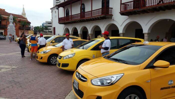 Gorjetas em táxis da Colômbia