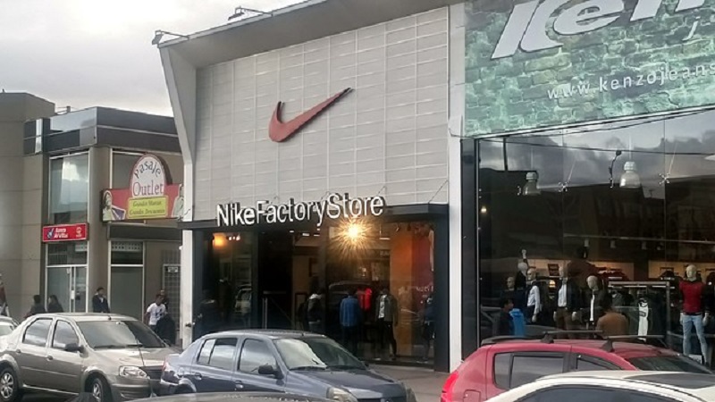 Loja Nike no Outlet de las Americas em Bogotá