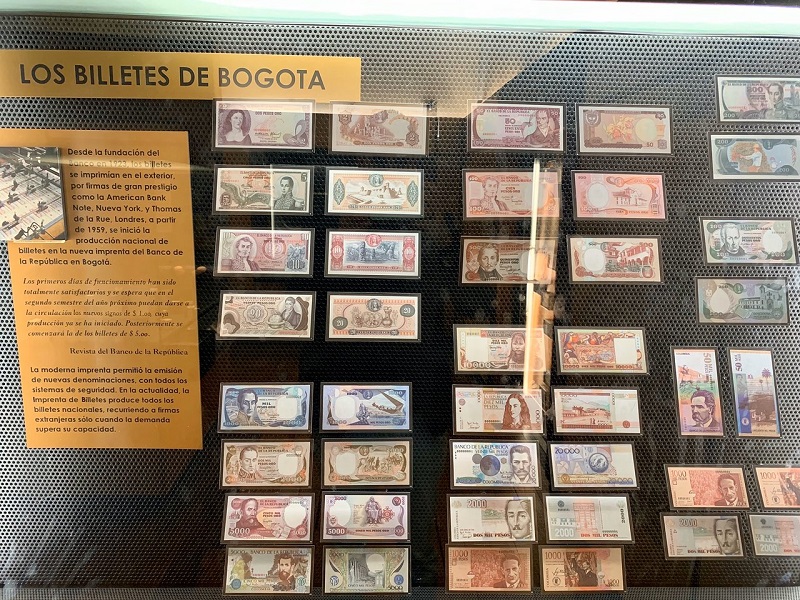 Notas expostas na Casa da Moeda em Bogotá
