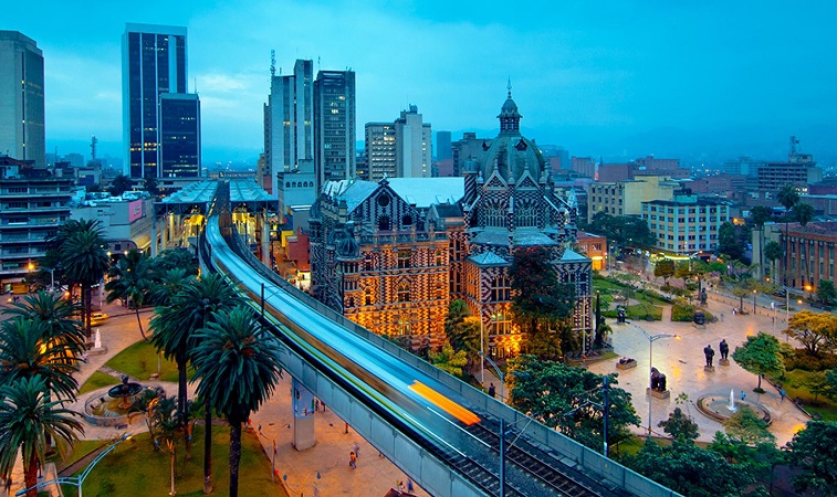 Meses de alta e baixa temporada em Medellín