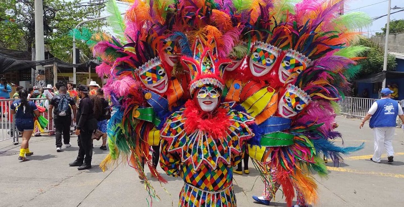 A Gran Parada de Comparsas no Carnaval em Barranquilla na Colômbia