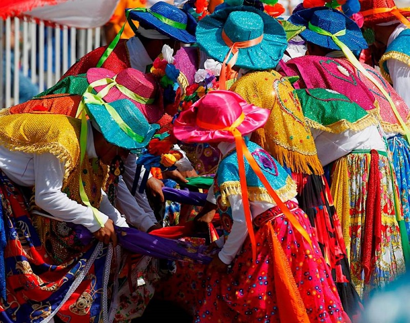 Grande Parada de Tradição e Folclore no Carnaval em Barranquilla na Colômbia