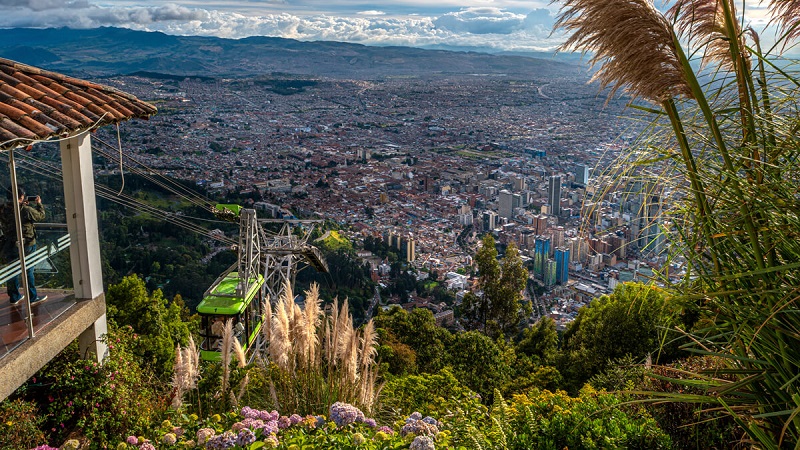 Vista do Cerro de Monserrate em Bogotá na Colômbia