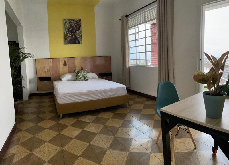 Quarto individual no La Palmera Hostel em Cali na Colômbia