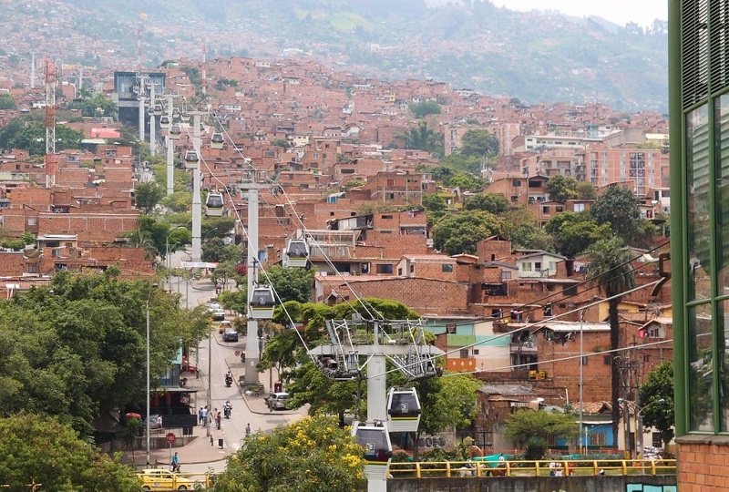Santo Domingo Savio em Medellín