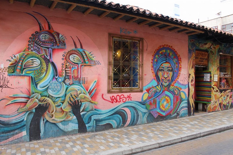 Muro grafitado em Bogotá