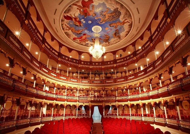 Teatro Heredia Adolfo Mejía em Cartagena