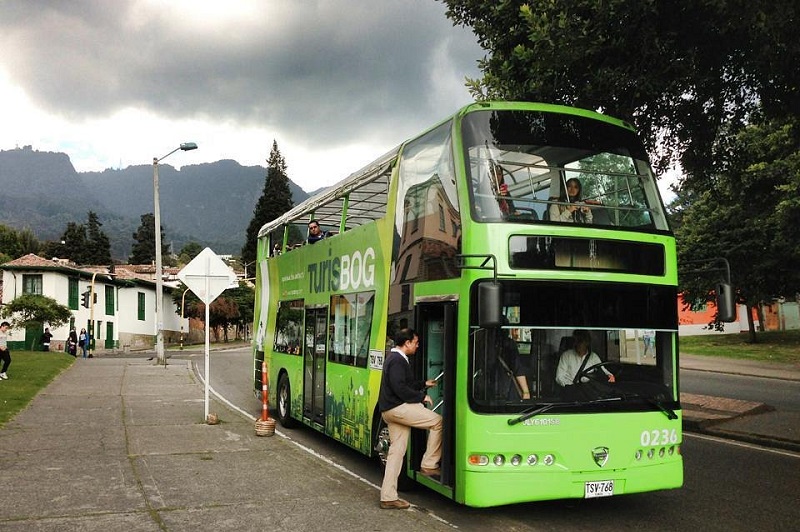 Ônibus turístico em Bogotá