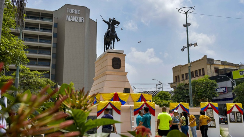Estátua de Simón Bolívar no Paseo Bolivar em Barranquilla
