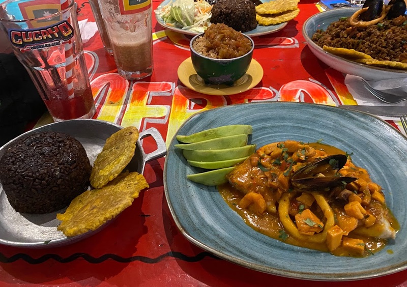 Pratos servidos no restaurante Cucayo em Barranquilla