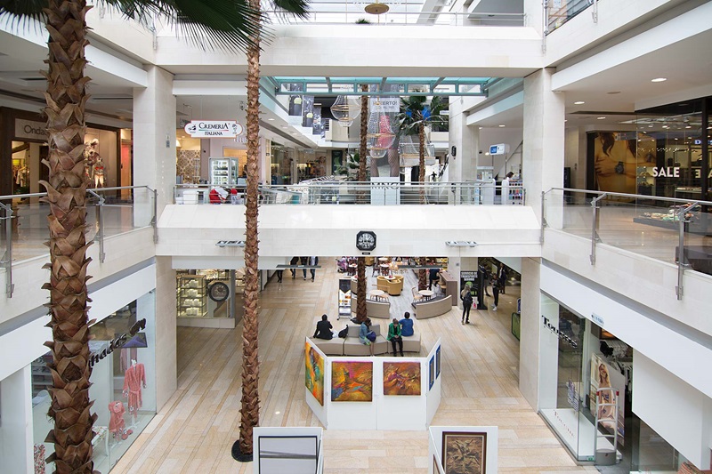 Interior de shopping em Bogotá